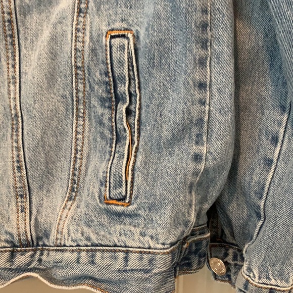 Forever 21 Denim Jacket - Picture 5 of 6